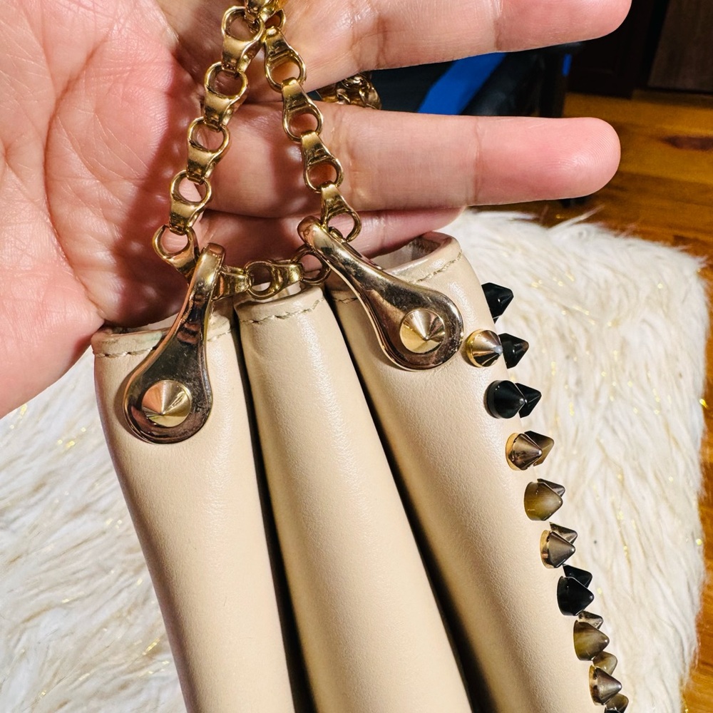 Christian Louboutin Cream and Gold 2ways Crossbody Bag with Studded Design - Picture 11 of 16